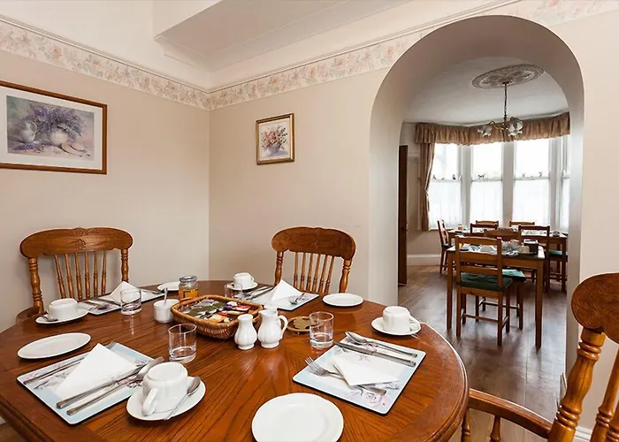 Gable End Guest House Horley 